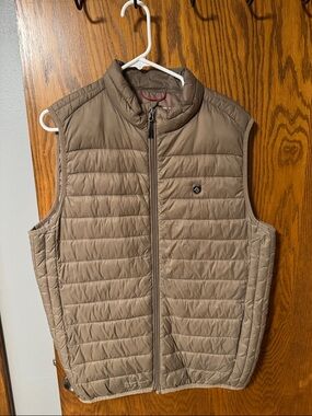 Point Zero Quilted Puffer Vest in Taupe